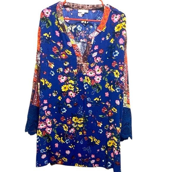 ODDY Tops - Blue and Yellow Graphic Tunic with Mandarin Collar